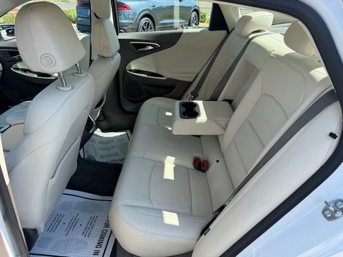 Used 2024 Chevrolet Malibu LT FWD image 23