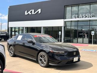 Used 2023 Honda Accord EX video 1