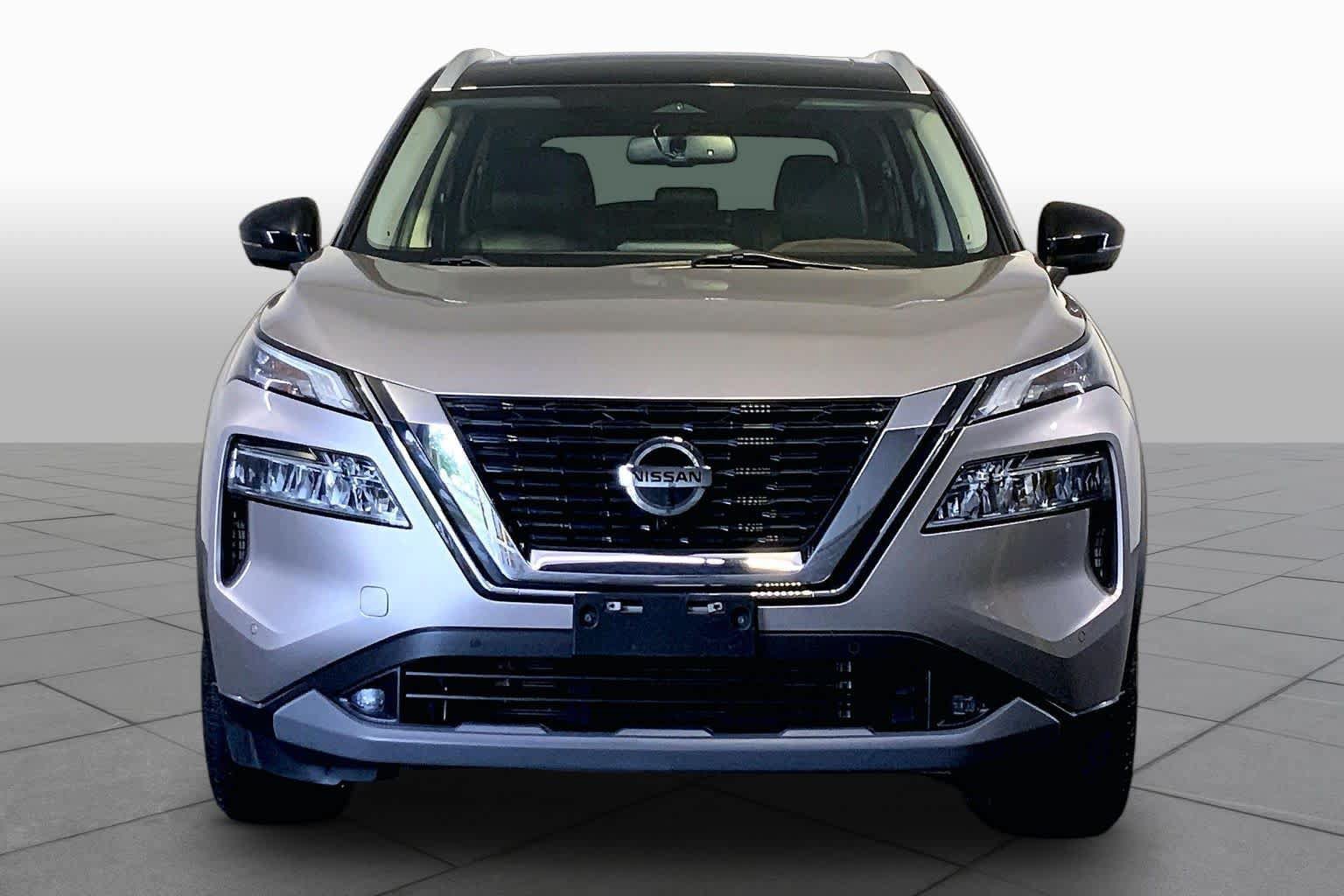 Used 2021 Nissan Rogue SL w/ Premium Package AWD/4WD image 4