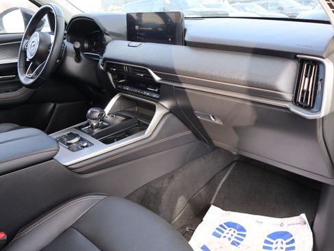 Certified 2025 MAZDA CX-70 Plug-In Hybrid w/ Premium Pkg image 10