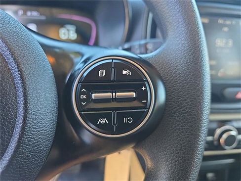 Used 2024 Kia Soul LX image 19