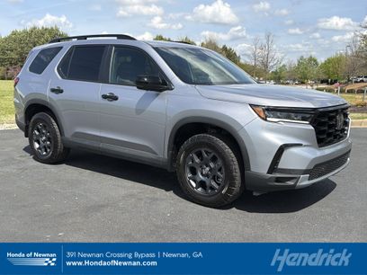 Used 2025 Honda Pilot TrailSport