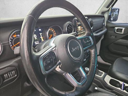 Used 2020 Jeep Wrangler Unlimited Sahara AWD/4WD image 9
