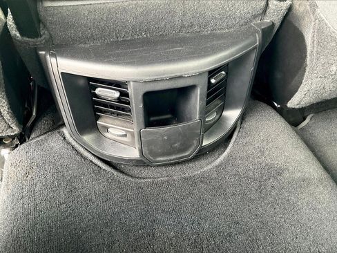 Used 2024 RAM 3500 Big Horn image 33