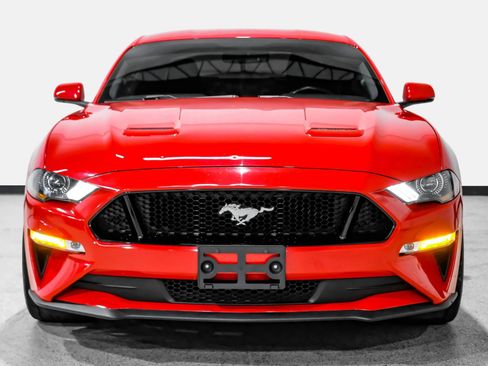 Used 2018 Ford Mustang GT Premium RWD image 3