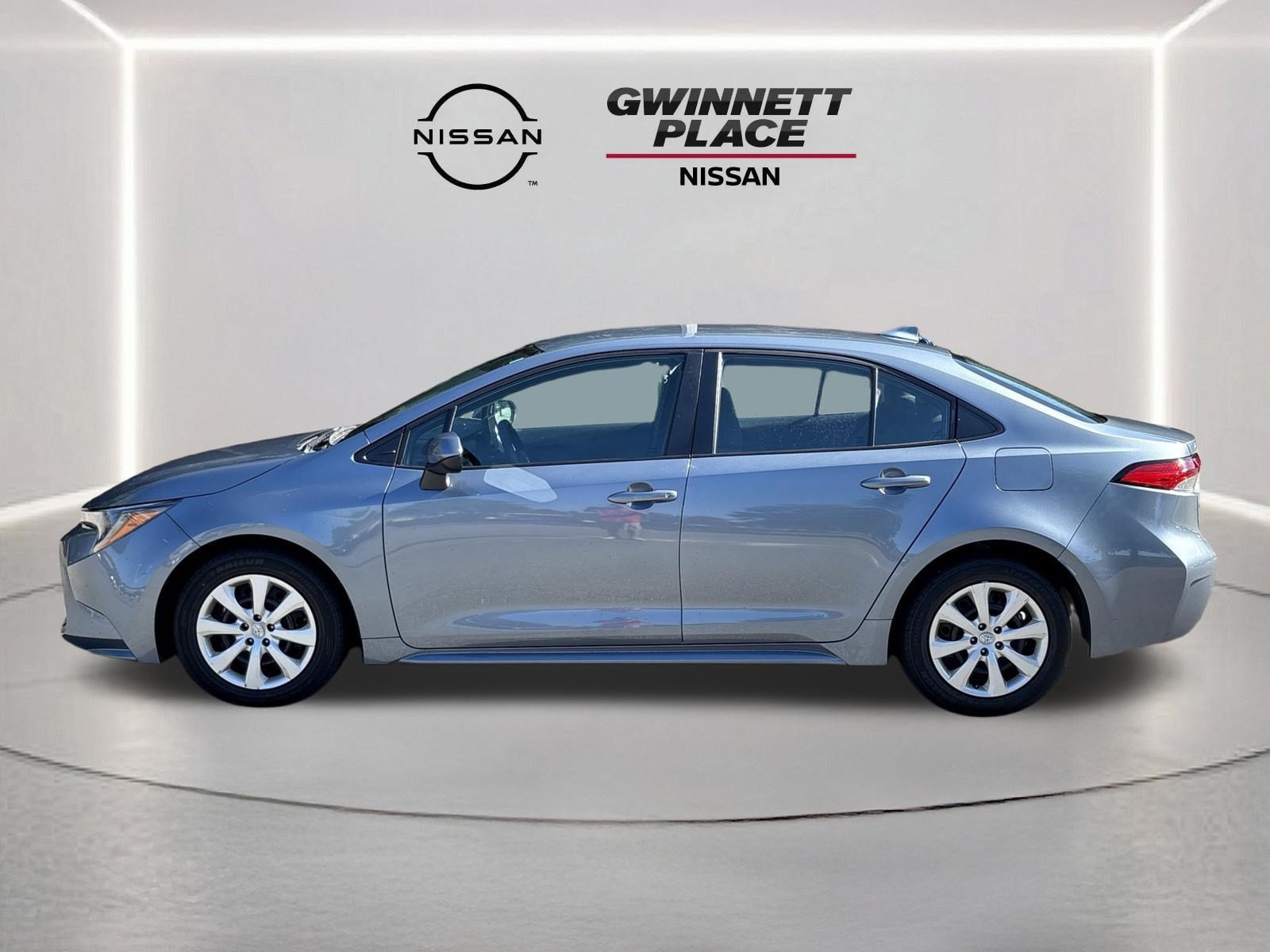 Used 2024 Toyota Corolla LE FWD image 18
