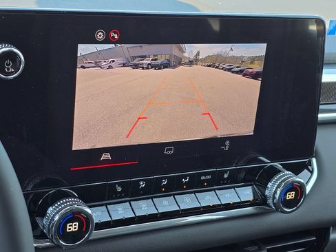 New 2026 GMC Canyon Elevation w/ Convenience Package RWD image 11