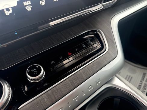 Used 2025 Ford Expedition Max Platinum w/ Platinum Ultimate Package image 49