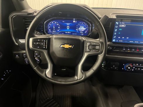 Certified 2023 Chevrolet Silverado 1500 LT image 18
