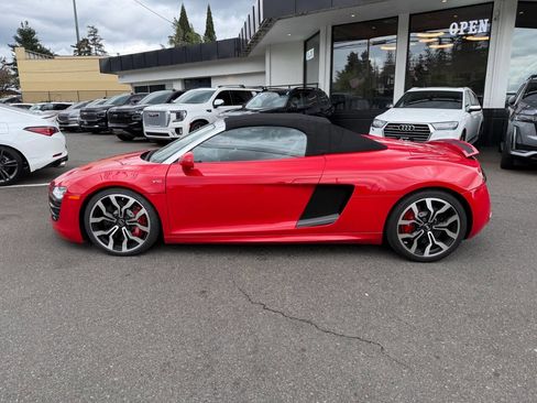 Used 2011 Audi R8 V10 AWD/4WD image 2