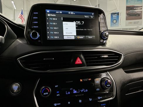 Used 2019 Hyundai Santa Fe AWD image 19