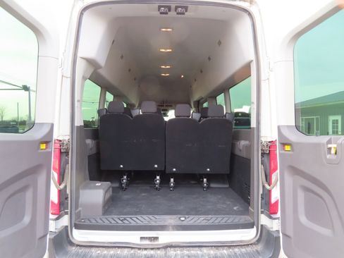Used 2020 Ford Transit 350 XLT image 34