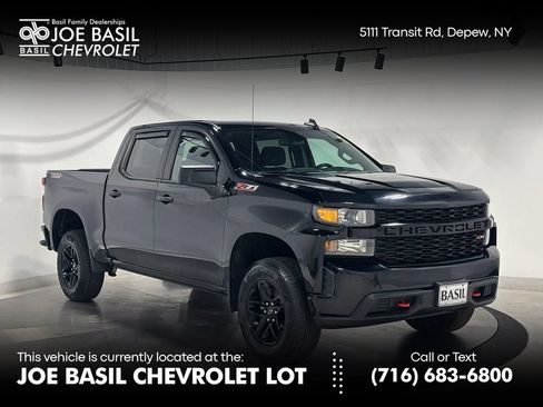 Used 2020 Chevrolet Silverado 1500 Custom Trail Boss w/ Custom Convenience Package AWD/4WD image 1