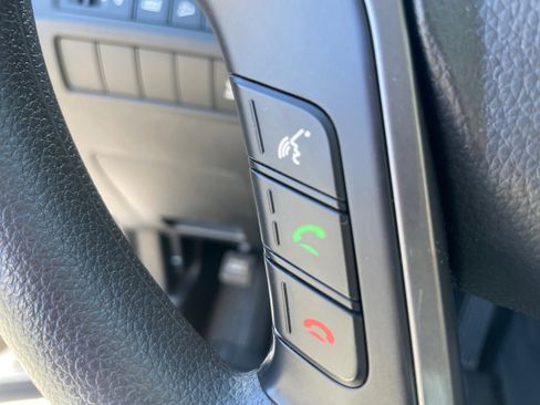 Used 2018 Hyundai Santa Fe Sport image 27