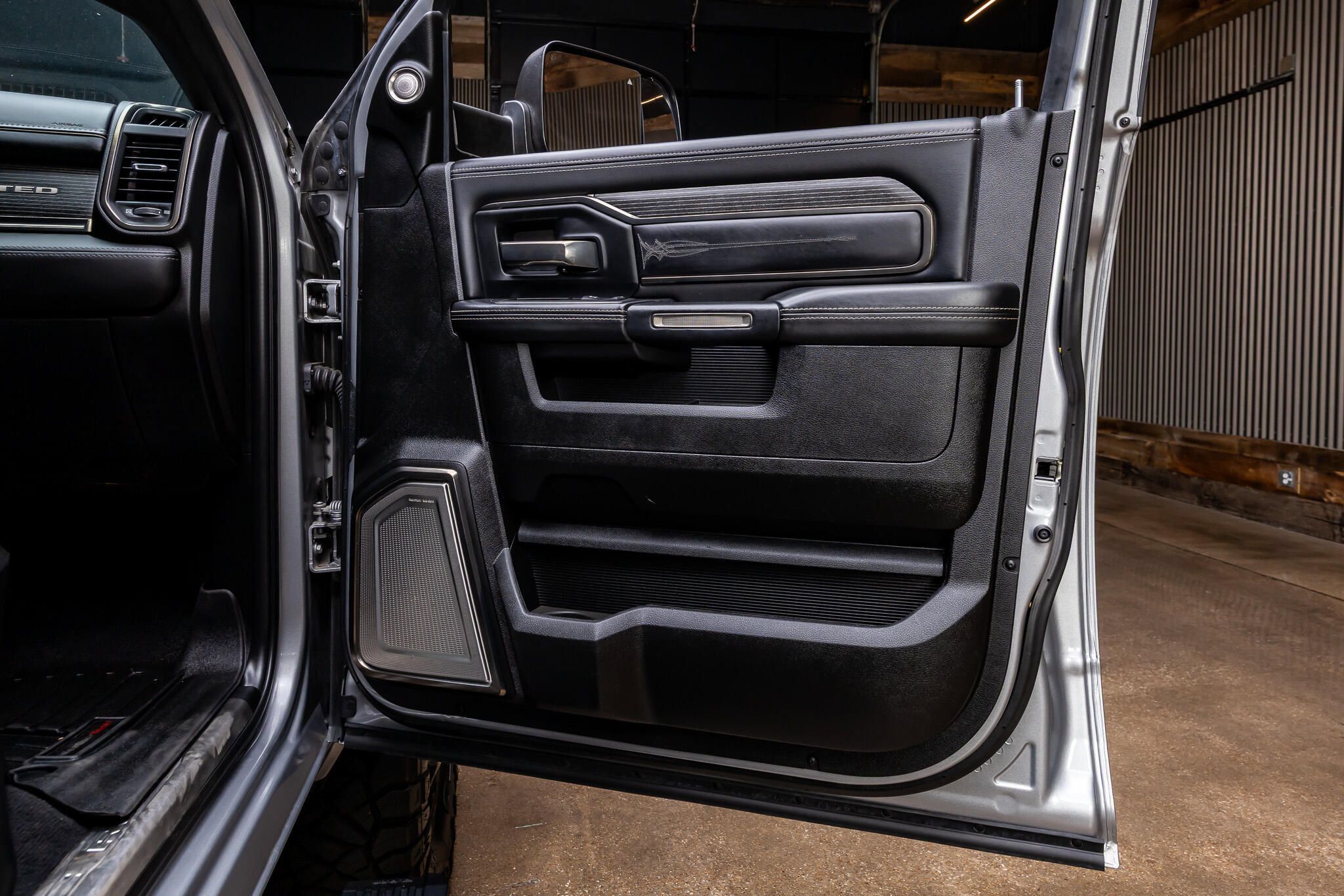 Used 2021 RAM 3500 Limited AWD/4WD image 45