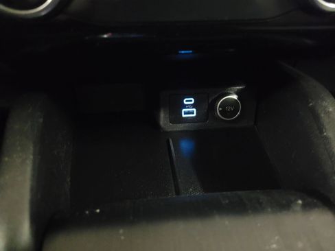 Used 2021 Ford Escape SE FWD image 25
