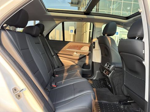 Certified 2026 Mercedes-Benz GLE 350 4MATIC image 19