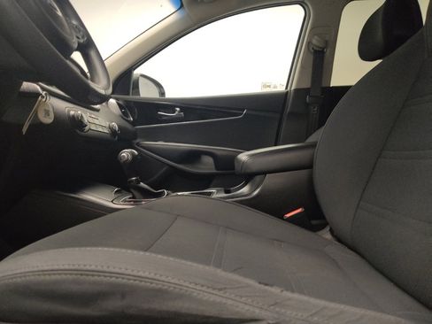 Used 2016 Kia Sorento LX FWD image 17