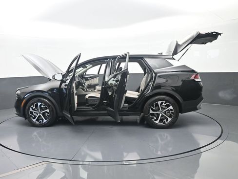 Used 2024 Kia Sportage EX FWD image 73