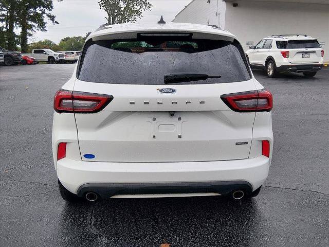 Certified 2024 Ford Escape ST-Line Select AWD/4WD image 5