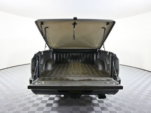 Used 2005 Dodge Ram 1500 Truck 2WD Quad Cab image 6