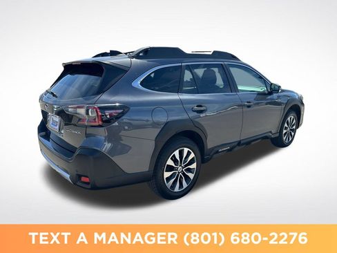 Used 2023 Subaru Outback Limited AWD/4WD image 3