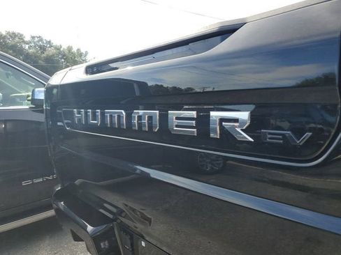New 2026 GMC Hummer EV 4x4 Crew Cab image 8