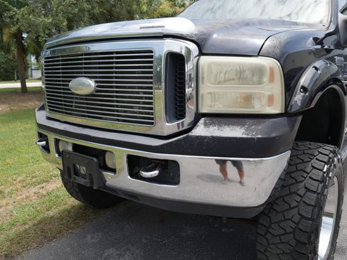 Used 2006 Ford F250 Lariat AWD/4WD image 28