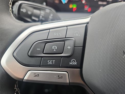 New 2026 Volkswagen Tiguan S image 16