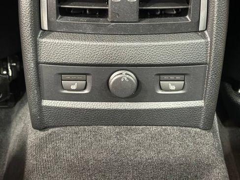 Used 2017 BMW M3 RWD image 38