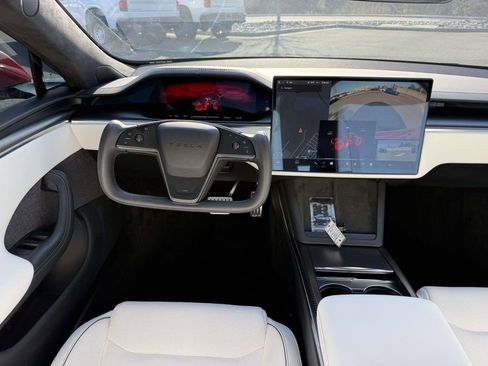 Used 2022 Tesla Model S Plaid AWD/4WD image 8