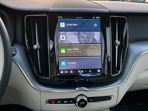 Certified 2024 Volvo XC60 B5 Core w/ Climate Package image 7