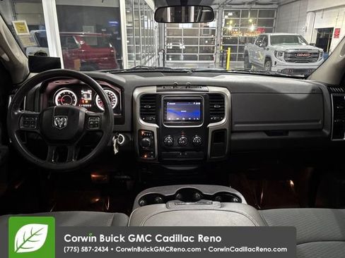 Used 2018 RAM 1500 Classic SLT AWD/4WD image 10