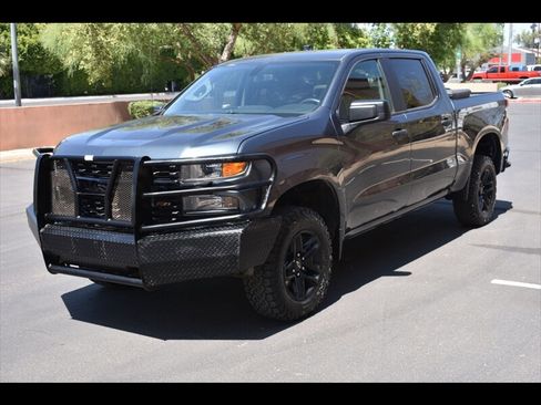 Used 2020 Chevrolet Silverado 1500 Custom Trail Boss image 3