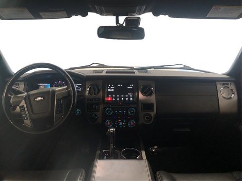 Used 2016 Ford Expedition Platinum AWD/4WD image 24