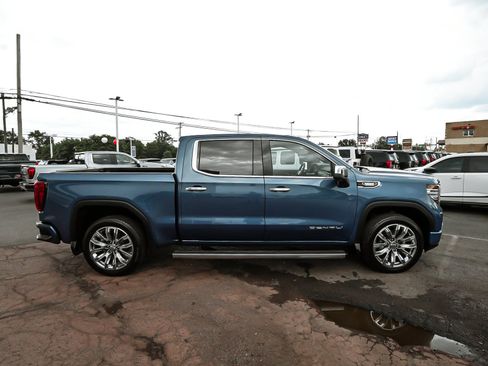 Used 2026 GMC Sierra 1500 Denali w/ Denali Reserve Package AWD/4WD image 7