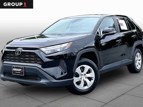 Used 2023 Toyota RAV4 LE AWD/4WD image 1