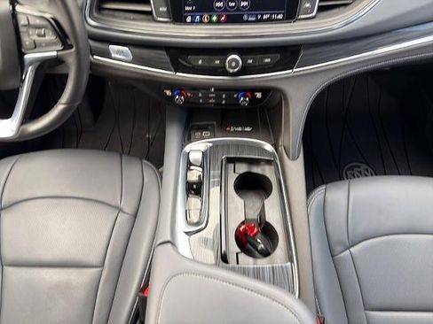 Used 2023 Buick Enclave Essence w/ Experience Buick Package AWD/4WD image 18