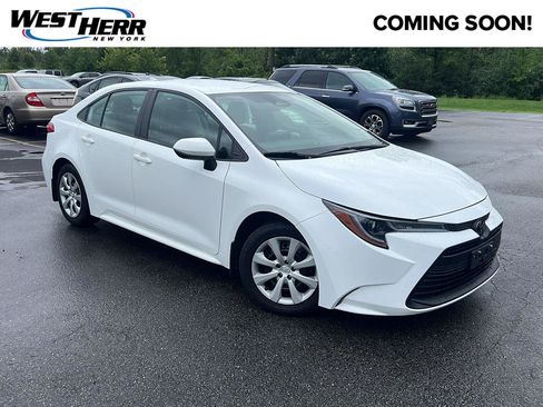 Used 2023 Toyota Corolla LE FWD image 1