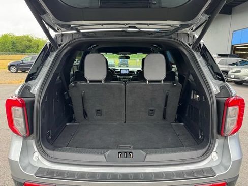Used 2022 Ford Explorer ST AWD/4WD image 18