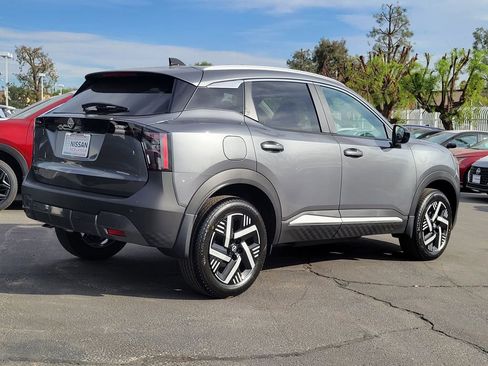 New 2026 Nissan Kicks SV w/ SV Premium Package image 2