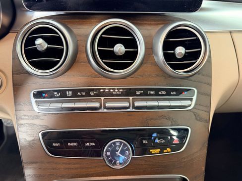 Used 2021 Mercedes-Benz C 300 Sedan image 26