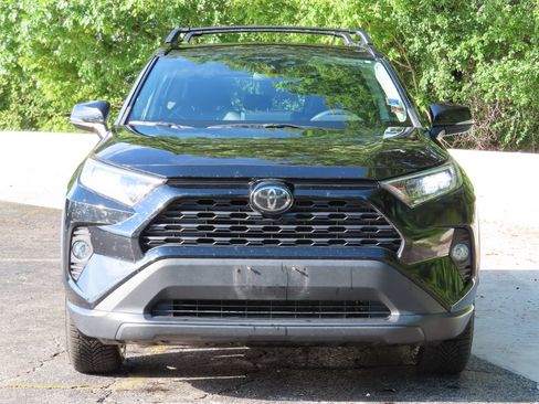 Used 2021 Toyota RAV4 XLE w/ Convenience Package AWD/4WD image 4