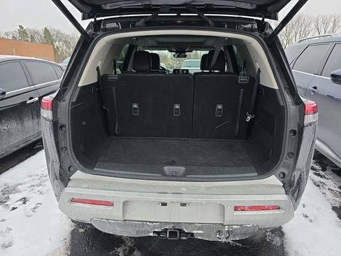Used 2023 Nissan Pathfinder SL w/ SL Premium Package image 18