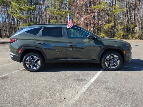 Used 2025 Hyundai Tucson SEL image 3