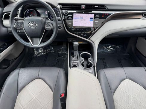 Used 2018 Toyota Camry XLE w/ Audio Package FWD image 22