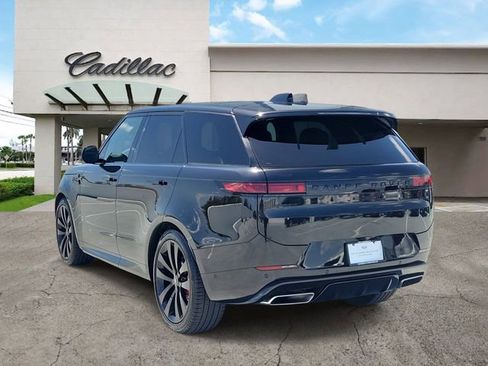 Used 2024 Land Rover Range Rover Sport Dynamic SE image 3