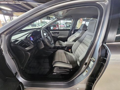 Used 2017 Honda CR-V LX image 31