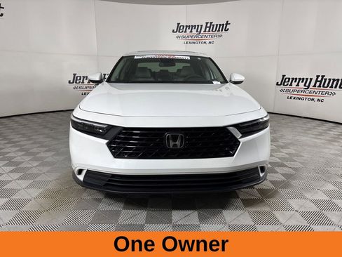 Used 2024 Honda Accord EX image 4