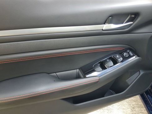 Certified 2023 Nissan Altima 2.5 SR FWD image 19